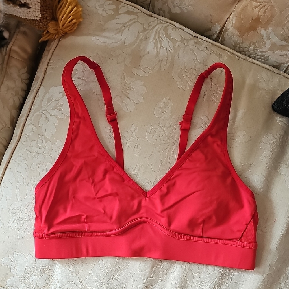 Fabletics Bold Red Sports Bra